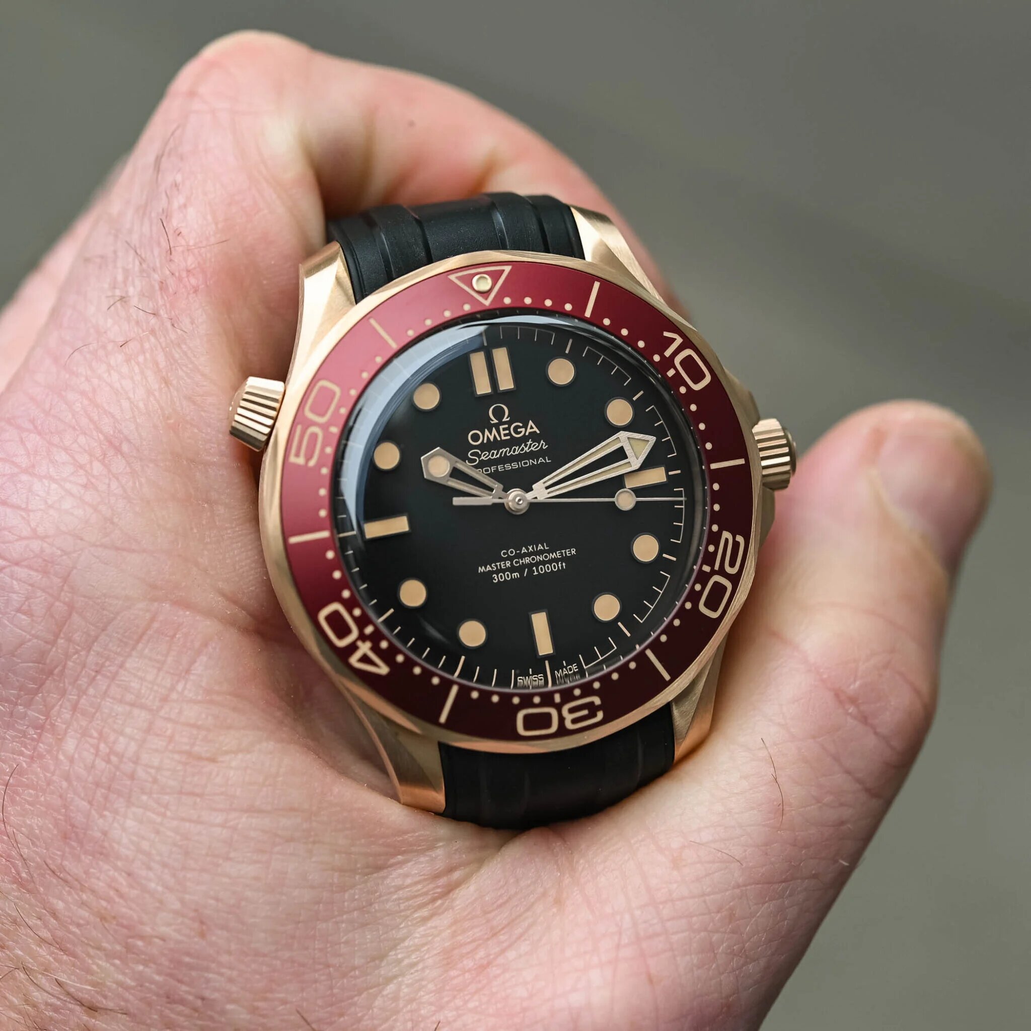 Omega Seamaster Diver 300M Bronz Gold and Burgundy Replica
